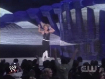 WWE_SmackDown_06_06_08_Diva_Match_XviD_avi_000110610.jpg