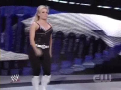 WWE_SmackDown_06_06_08_Diva_Match_XviD_avi_000114447.jpg