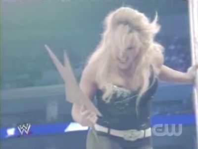 WWE_SmackDown_06_06_08_Diva_Match_XviD_avi_000310743.jpg