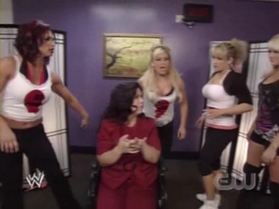 WWE_SmackDown_06_06_08_Divas_BackStage_XviD_avi_000005572.jpg