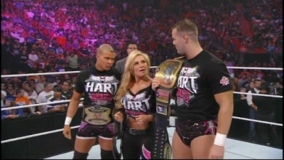 WrestleYourWay_com_WWE_Raw_06_07_2010_Hart_Dyansty_vs_Khali___Hornswoggle-UW_avi_000039139.jpg