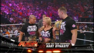 WrestleYourWay_com_WWE_Raw_06_07_2010_Hart_Dyansty_vs_Khali___Hornswoggle-UW_avi_000039839.jpg