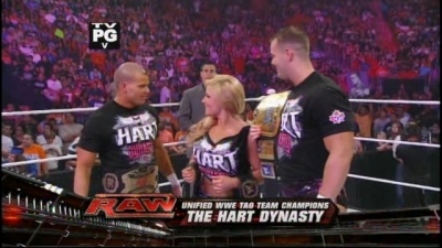 WrestleYourWay_com_WWE_Raw_06_07_2010_Hart_Dyansty_vs_Khali___Hornswoggle-UW_avi_000040473.jpg