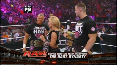 WrestleYourWay_com_WWE_Raw_06_07_2010_Hart_Dyansty_vs_Khali___Hornswoggle-UW_avi_000043243.jpg