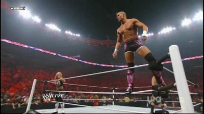 WrestleYourWay_com_WWE_Raw_06_07_2010_Hart_Dyansty_vs_Khali___Hornswoggle-UW_avi_000282248.jpg