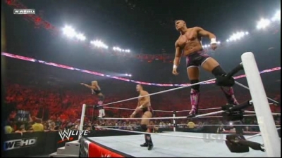 WrestleYourWay_com_WWE_Raw_06_07_2010_Hart_Dyansty_vs_Khali___Hornswoggle-UW_avi_000290723.jpg