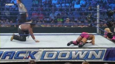 WWE_Friday_Night_Smackdown_2009_07_31_avi_001096863.jpg