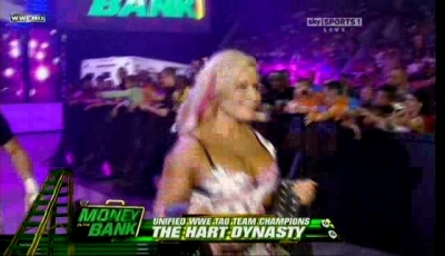 mitb10_unifiedtagtitles_divas-heaven_com_avi_000057200.jpg