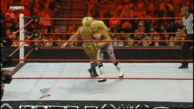 WWE_Hell_In_A_Cell_2010_PPV_HDTV_XviD-XS_avi_007584276.jpg