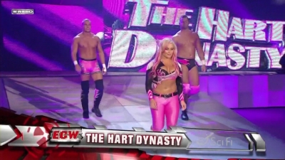 ECW_on_SCiFi_06_09_09_Natalya_720p_AC3_5_1_XviD_avi_000015782.jpg
