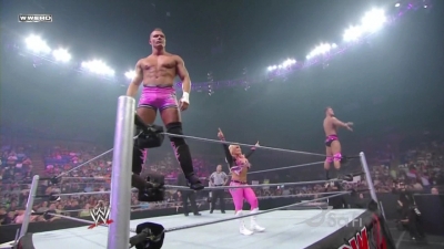 ECW_on_SCiFi_06_09_09_Natalya_720p_AC3_5_1_XviD_avi_000040306.jpg