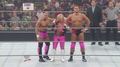 ECW_on_SCiFi_06_09_09_Natalya_720p_AC3_5_1_XviD_avi_000074107.jpg