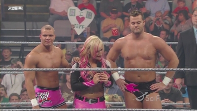ECW_on_SCiFi_06_09_09_Natalya_720p_AC3_5_1_XviD_avi_000086319.jpg