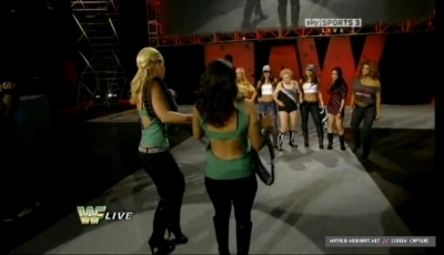 WWE_Raw_Old_School_11_15_10_DSR_XviD-XWT_avi_006080200.jpg