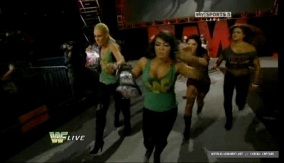 WWE_Raw_Old_School_11_15_10_DSR_XviD-XWT_avi_006082560.jpg
