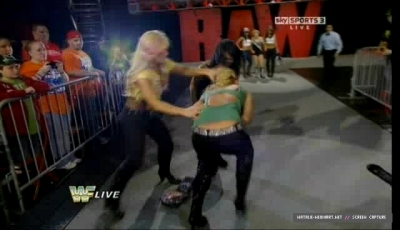 WWE_Raw_Old_School_11_15_10_DSR_XviD-XWT_avi_006090880.jpg
