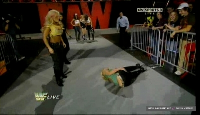 WWE_Raw_Old_School_11_15_10_DSR_XviD-XWT_avi_006094320.jpg