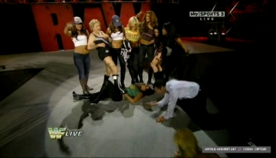 WWE_Raw_Old_School_11_15_10_DSR_XviD-XWT_avi_006119160.jpg