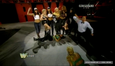 WWE_Raw_Old_School_11_15_10_DSR_XviD-XWT_avi_006119720.jpg