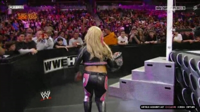 WWE_Monday_Night_RAW_2010_11_22_HDTV_XviD_avi_003129120.jpg