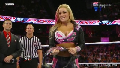 WWE_Monday_Night_RAW_2010_11_22_HDTV_XviD_avi_003165040.jpg