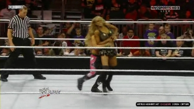 WWE_Monday_Night_RAW_2010_11_22_HDTV_XviD_avi_003215160.jpg
