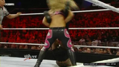 WWE_Monday_Night_RAW_2010_11_22_HDTV_XviD_avi_003315640.jpg