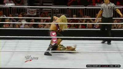 WWE_Monday_Night_RAW_2010_11_22_HDTV_XviD_avi_003337640.jpg