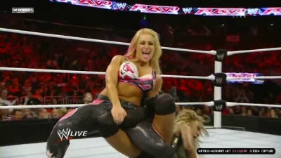 WWE_Monday_Night_RAW_2010_11_22_HDTV_XviD_avi_003347680.jpg