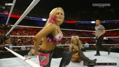 WWE_Monday_Night_RAW_2010_11_22_HDTV_XviD_avi_003355320.jpg