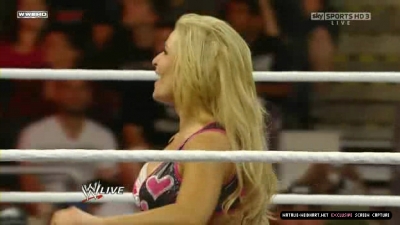WWE_Monday_Night_RAW_2010_11_22_HDTV_XviD_avi_003367400.jpg