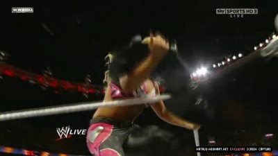 WWE_Monday_Night_RAW_2010_11_22_HDTV_XviD_avi_003368880.jpg
