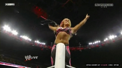 WWE_Monday_Night_RAW_2010_11_22_HDTV_XviD_avi_003371000.jpg