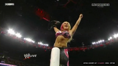WWE_Monday_Night_RAW_2010_11_22_HDTV_XviD_avi_003371480.jpg
