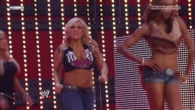 WWE_Night_Of_Champions_2010_Michelle_McCool_vs_Melina_avi_000035080.jpg