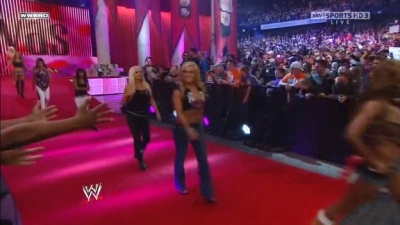 WWE_Night_Of_Champions_2010_Michelle_McCool_vs_Melina_avi_000050200.jpg