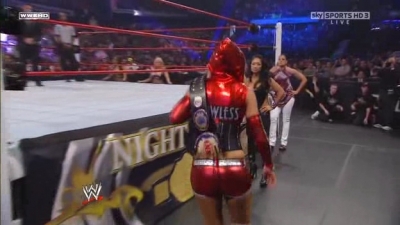 WWE_Night_Of_Champions_2010_Michelle_McCool_vs_Melina_avi_000111280.jpg