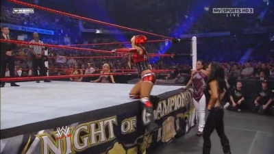 WWE_Night_Of_Champions_2010_Michelle_McCool_vs_Melina_avi_000112880.jpg