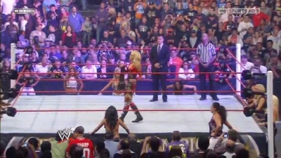 WWE_Night_Of_Champions_2010_Michelle_McCool_vs_Melina_avi_000139920.jpg