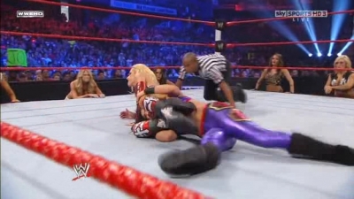 WWE_Night_Of_Champions_2010_Michelle_McCool_vs_Melina_avi_000377960.jpg