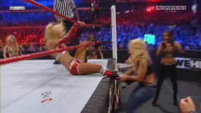 WWE_Night_Of_Champions_2010_Michelle_McCool_vs_Melina_avi_000455240.jpg