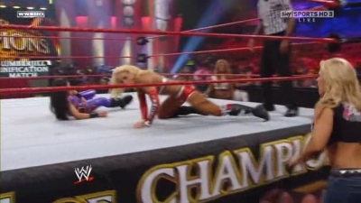 WWE_Night_Of_Champions_2010_Michelle_McCool_vs_Melina_avi_000459640.jpg