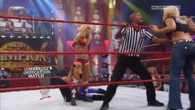 WWE_Night_Of_Champions_2010_Michelle_McCool_vs_Melina_avi_000465240.jpg