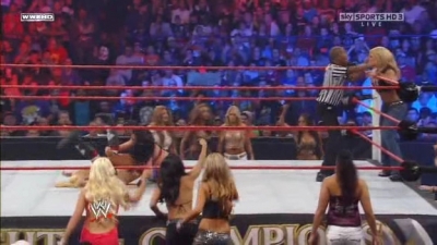 WWE_Night_Of_Champions_2010_Michelle_McCool_vs_Melina_avi_000466520.jpg