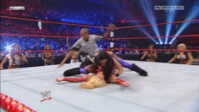 WWE_Night_Of_Champions_2010_Michelle_McCool_vs_Melina_avi_000471800.jpg