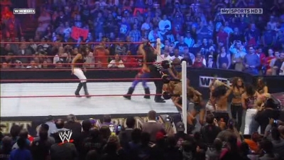 WWE_Night_Of_Champions_2010_Michelle_McCool_vs_Melina_avi_000582080.jpg
