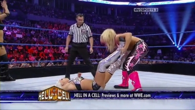 WWE_Friday_Night_Smackdown_1st_Oct_2010_PDTV_x264-Sir_Paul_avi_000823360.jpg