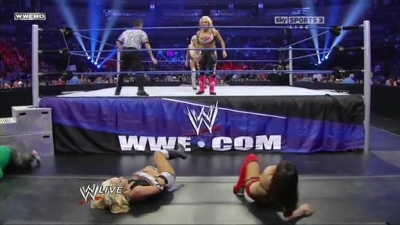 WWE_Friday_Night_Smackdown_1st_Oct_2010_PDTV_x264-Sir_Paul_avi_000907120.jpg