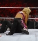 raw120710_hartsvsusos_divas-heaven_com_avi_000249682.jpg