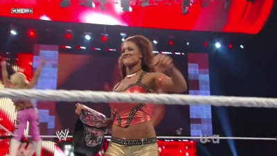 WWE_Raw_01_31_11_Eve_Natalya_vs_Michelle_McCool_Layla_720p_AC3_5_1_x264_mkv_000030429.jpg